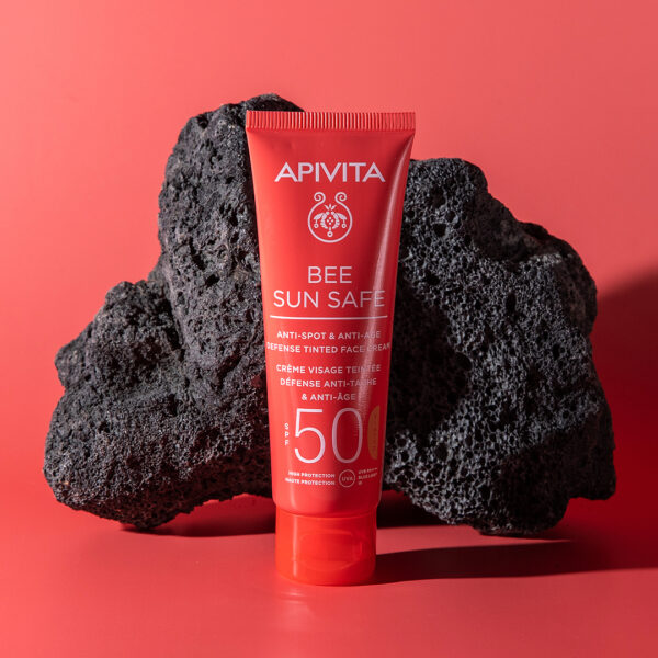 Apivita - Anti-Spot & Anti-Age Defense Tinted Face Cream SPF50