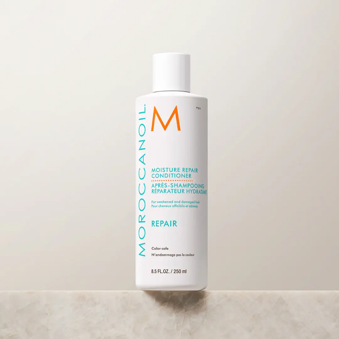 ID-0310-Repair-Conditioner-250ml-No-Claim-1080x1376-1.webp Moroccanoil - Moisture Repair Conditioner - Image 1