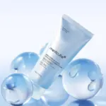 Medicube - Zero Pore SA Clear Capsule Cleansing Foam - Image 3