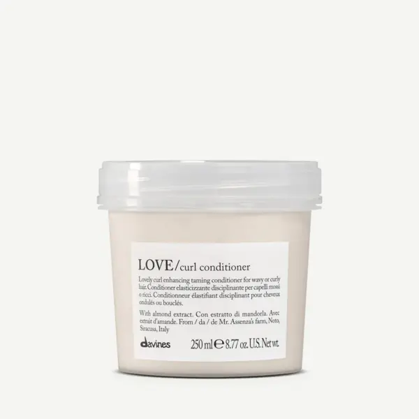 Davines - Love Curl Protein-rich hair conditioner for curly hair