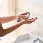 Haruharu Wonder - Black Rice Moisture Deep Cleansing Oil - Image 3