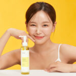 IUNIK - Calendula Complete Cleansing Oil - Image 2