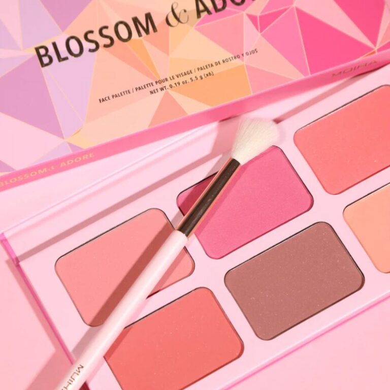 moira-eyeshadow-palette-blossom-and-adore